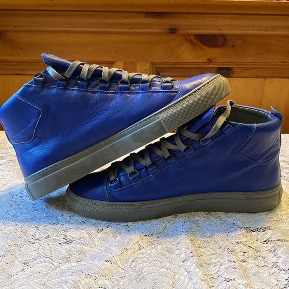 BALENCIAGA LEATHER SNEAKERS - Picture 8 of 9